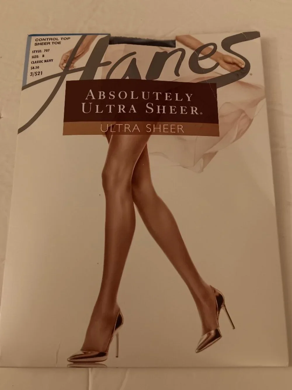 Hanes Absolutely Ultra Sheer Pantyhose Classic Navy Size B Style 707 Control Top